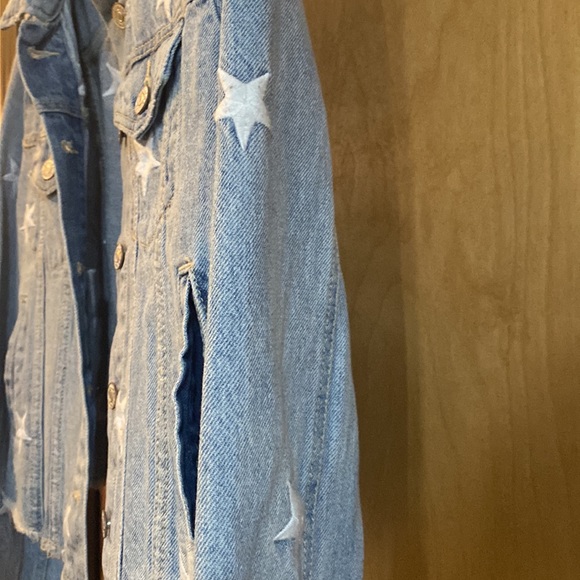 Zenana Jean Jacket with Stars; Size L - Picture 4 of 8